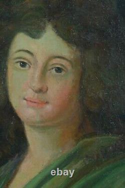 Ancient oil painting portrait of a young woman of quality 18th century oval gold wood frame