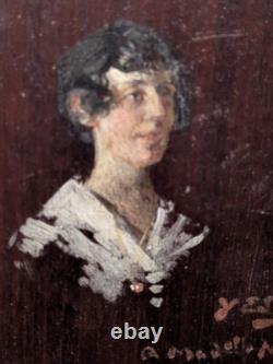Old portrait of a woman signed by Yves Edgar Muller Oil on wood panel 16x22 cm