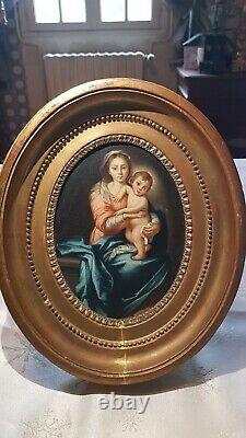 Virgin To Child Oil On Panel In Oval Frame Wood Stucco Gold Xixth