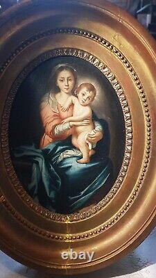 Virgin To Child Oil On Panel In Oval Frame Wood Stucco Gold Xixth