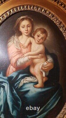 Virgin To Child Oil On Panel In Oval Frame Wood Stucco Gold Xixth