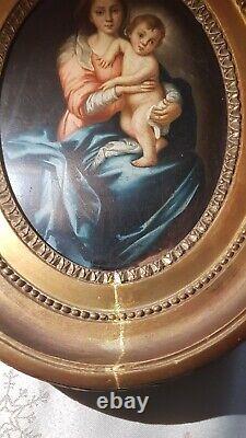 Virgin To Child Oil On Panel In Oval Frame Wood Stucco Gold Xixth