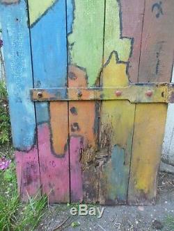 Art Brut Peinture Sur Porte Bois