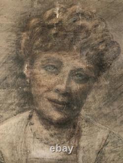 Peinture Huile Et Crayon panneau bois femme 1920 Ancien À Identifier Grattage